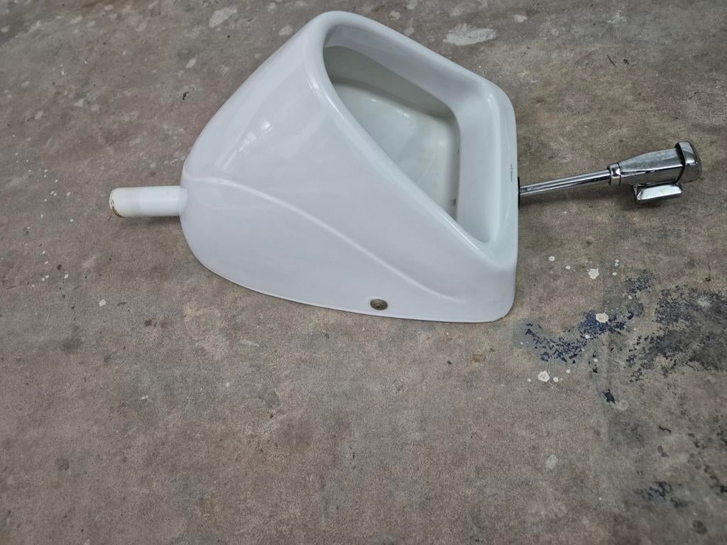 Urinoir Sphinx compleet met spoelsysteem, Doe-het-zelf en Verbouw, Ophalen