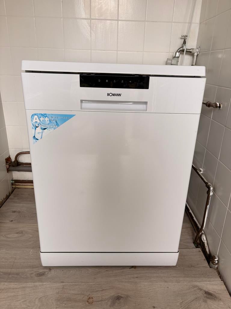 Vaatwasser, Witgoed en Apparatuur, Ophalen, 60 cm of meer, Zo goed als nieuw, Energieklasse A of zuiniger