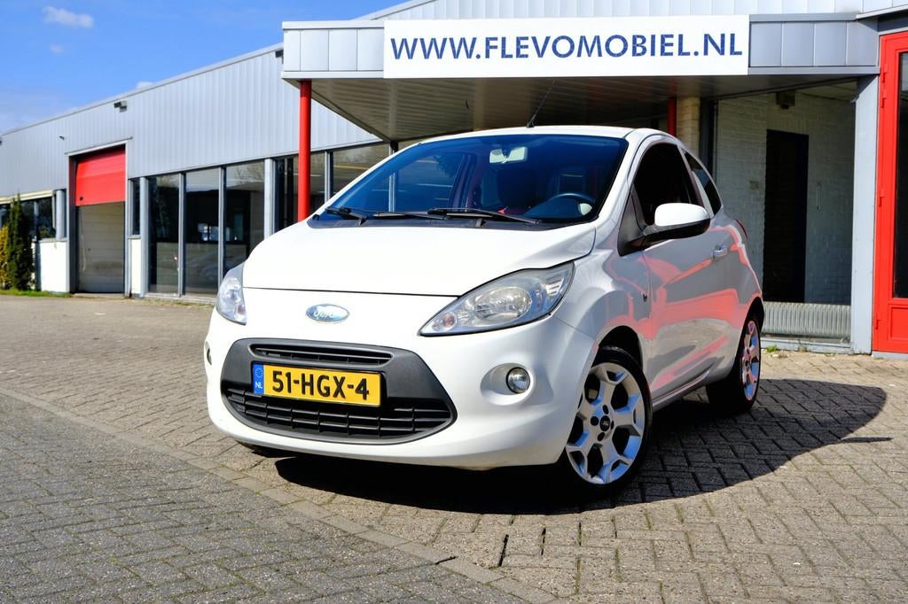 Ford Ka 1.2 Titanium Airco|LMV, Auto's, Ford, Voorwielaandrijving, Gebruikt, 1242 cc, 4 cilinders