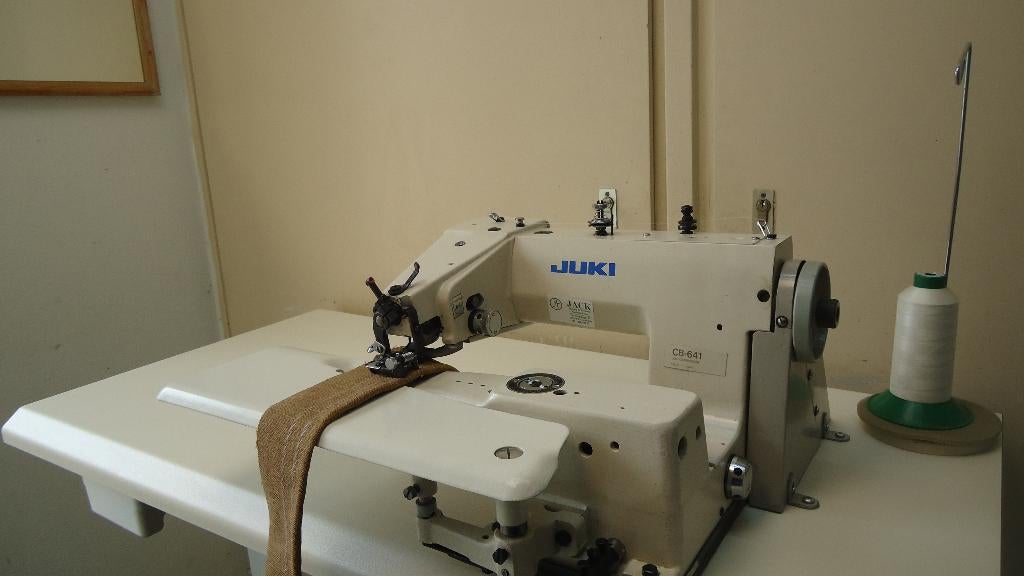 Industrie Juki Blindzoommachine Een Nette, Hobby en Vrije tijd, Naaimachines en Toebehoren, Overige merken, Gebruikt, Ophalen of Verzenden