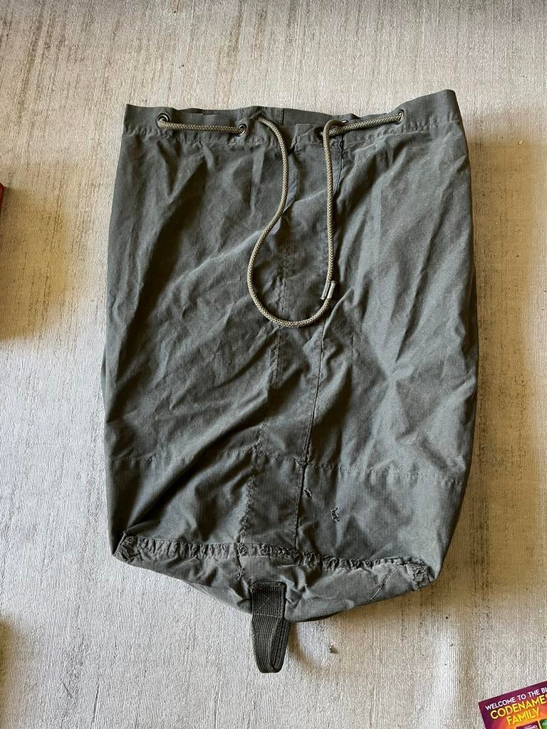 Legergroene plunjezak, 40 tot 60 cm, 30 cm of meer, Gebruikt, Ophalen of Verzenden