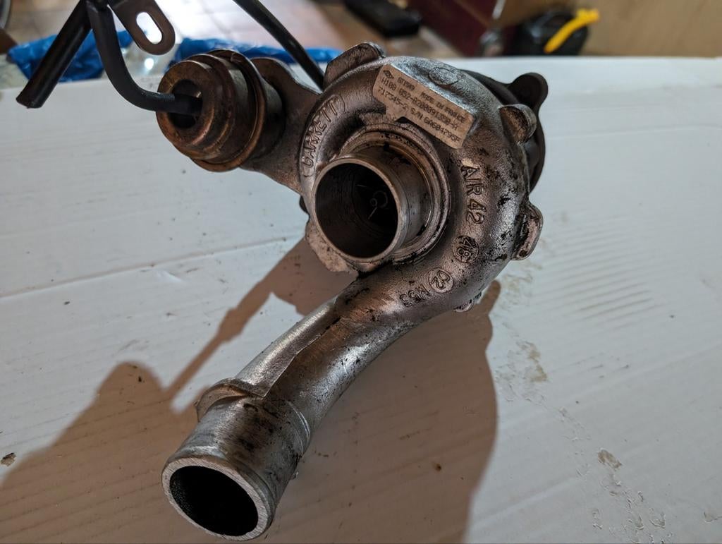 Turbo Volvo 1.9d/Renault 1.9dci, Auto-onderdelen, Motor en Toebehoren, Renault, Volvo, Gebruikt, Ophalen of Verzenden