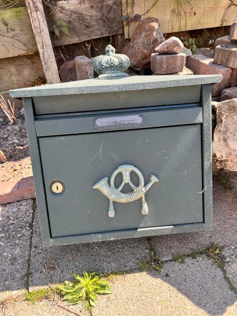 Groene brievenbus met posthoorn decoratie, Tuin en Terras, Ophalen, Gebruikt, IJzer, Wandbrievenbus