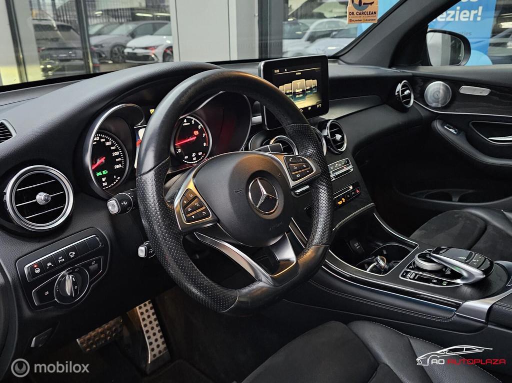 Mercedes GLC-klasse Coupé 250 4MATIC AMG Line Panorama/Burm, Auto's, Automaat, 4 cilinders, 14 km/l, Bedrijf