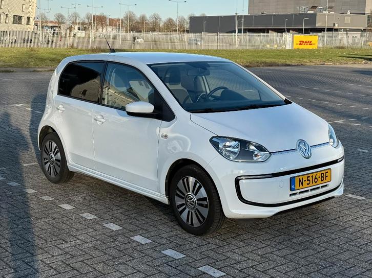 Volkswagen up! Elektromotor 82pk 5D 2016 Wit, Auto's, Volkswagen, Particulier, up!, Airbags, Airconditioning, Boordcomputer, Climate control