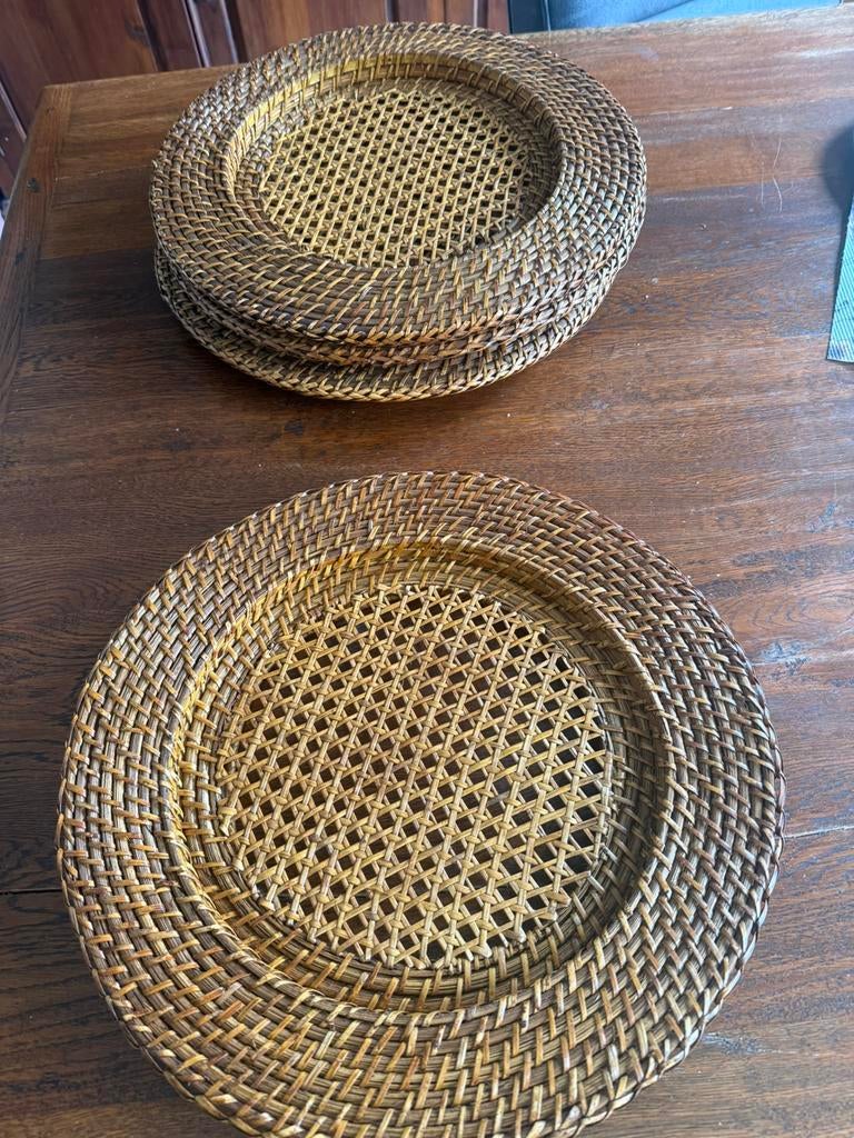 4 Rotan onderborden/ placemats 36,5cm in nieuwstaat, Huis en Inrichting, Ophalen of Verzenden, Zo goed als nieuw, Bord