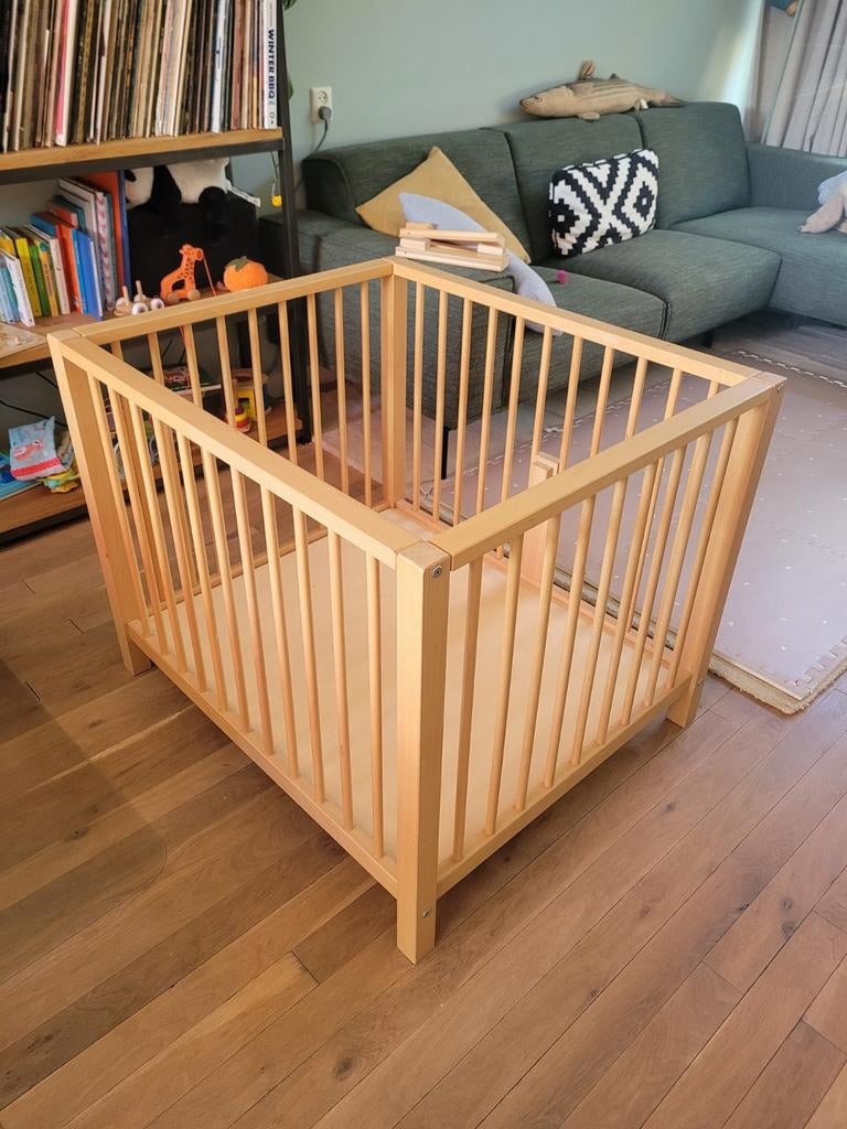Houten box baby kind, Kinderen en Baby's, Ophalen, Gebruikt, Rechthoekig, In hoogte verstelbaar