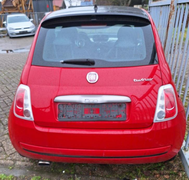 Achterbumper Fiat 500 kleurcode 111 in goede staat., Auto-onderdelen, Carrosserie en Plaatwerk, Bumper, Fiat, Achter, Gebruikt