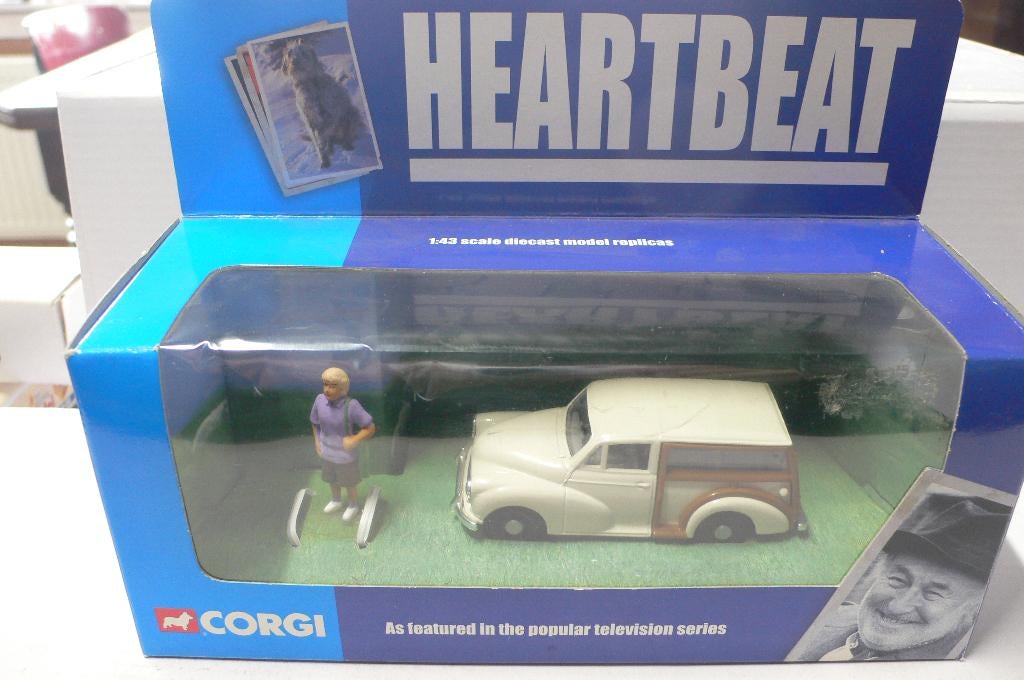 morris minor traveller -heartbeat itv television - corgi1/43, Hobby en Vrije tijd, Modelauto's | 1:43, Verzenden, Zo goed als nieuw