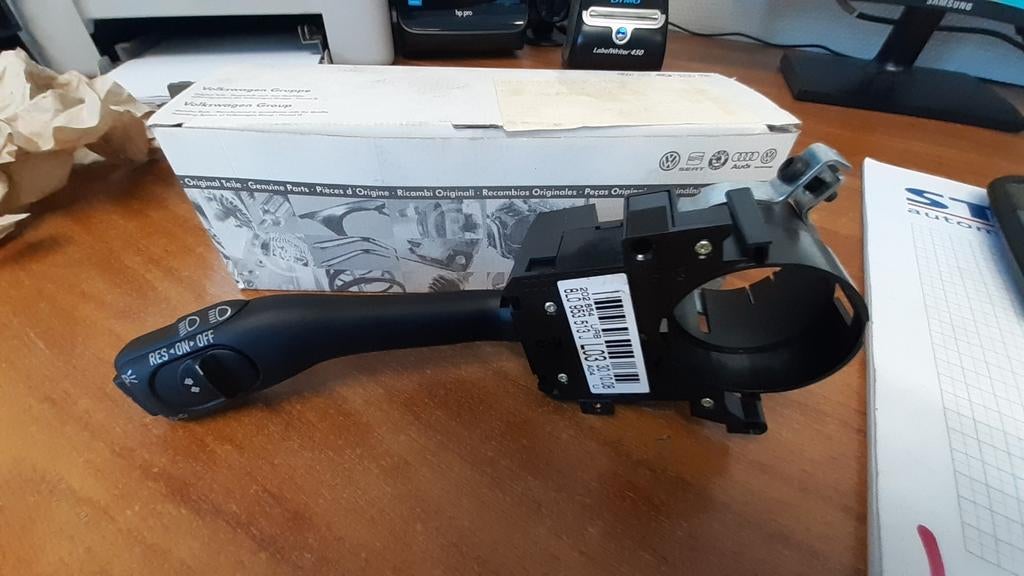 Colomscakelaar cruise control VAG, Auto diversen, Ophalen, T.Smit Outlet Store, Info@tommysmit.nl, 7008AR