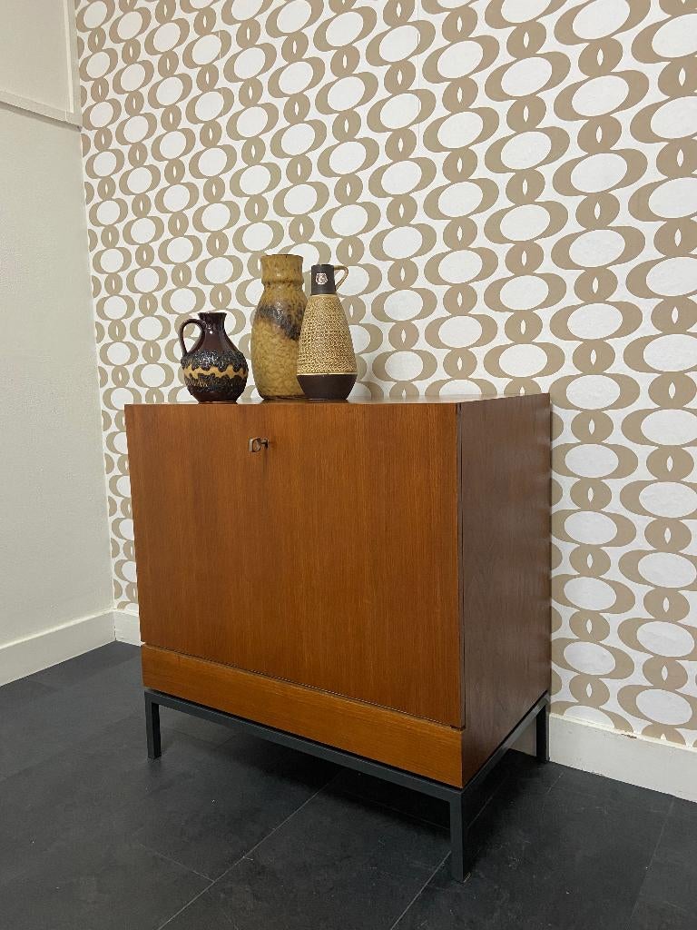 Vintage Duits notenhouten (platen)kast met klep, Ophalen, Gebruikt