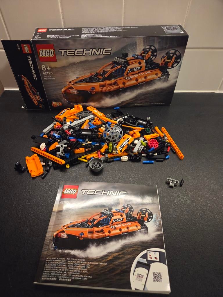 Lego Technic hovercraft 42120, Ophalen of Verzenden, Zo goed als nieuw