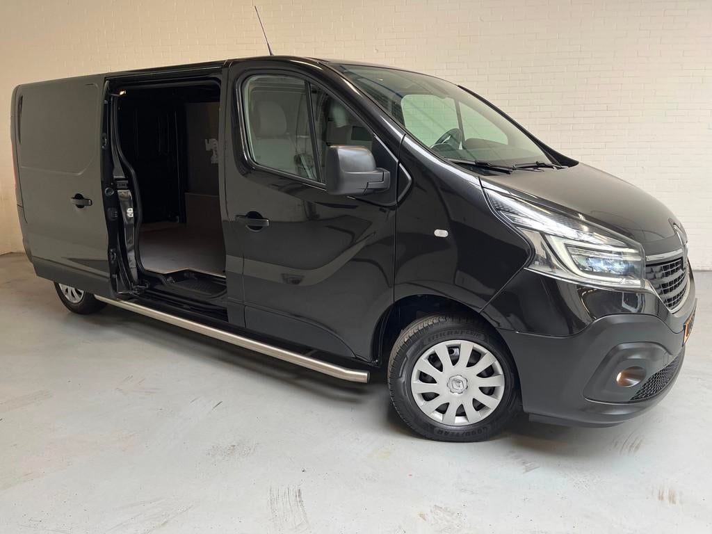 Renault Trafic met Laadklep! 2.0 dCi 120 T29 L2H1 Comfort 3P, Auto's, Voorwielaandrijving, Stof, Gebruikt, Renault
