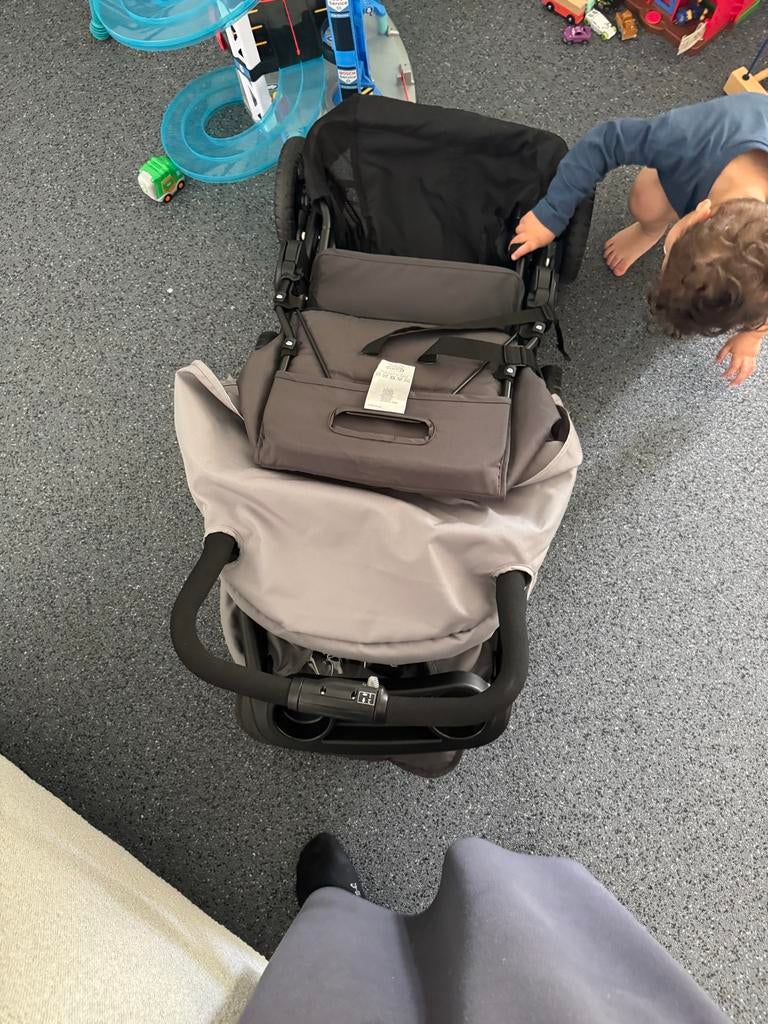 Graco Tweeling Buggy - Comfortabel en Compact, Kinderen en Baby's, Buggy's, Ophalen of Verzenden, Zo goed als nieuw, Overige merken