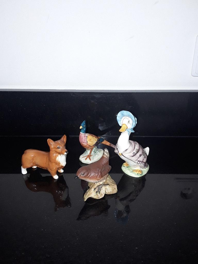 4 Engelse beswick beeldjes, Verzenden, Zo goed als nieuw, Porselein, Beeldje(s)