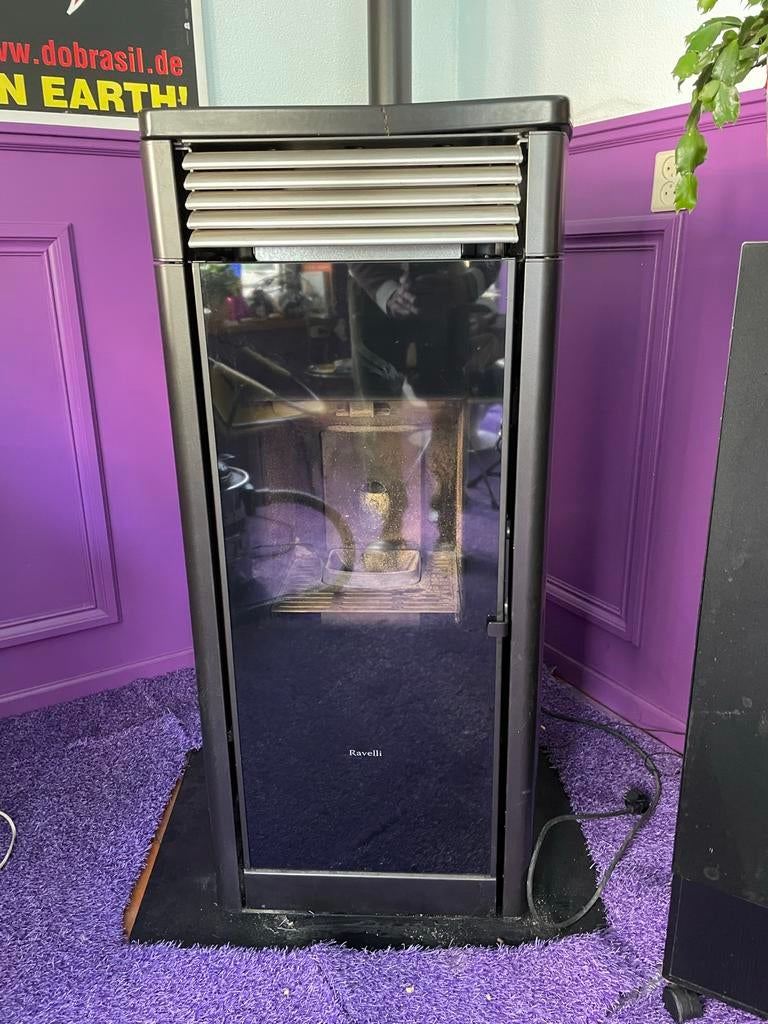 Ravelli Pelletkachel met cv aansluiting., Ophalen, Gebruikt, Overige brandstoffen, ...