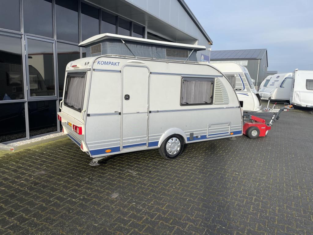 Kip Kompakt 37 KK Langslaper + Zit Hefdak 680KG leeg !!, Overige typen, Standaardzit, Kip, Bedrijf