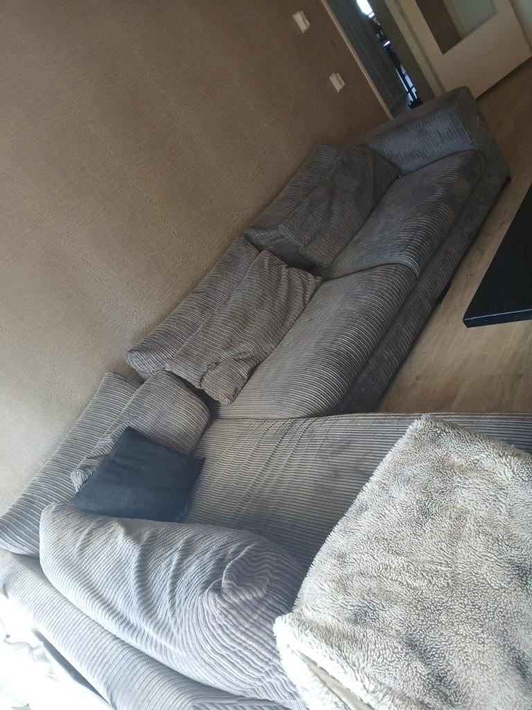 Grote hoekbank gratis af te halen (2 hoog met lift), Huis en Inrichting, Banken | Bankstellen, 250 tot 300 cm, Gebruikt, 100 tot 125 cm