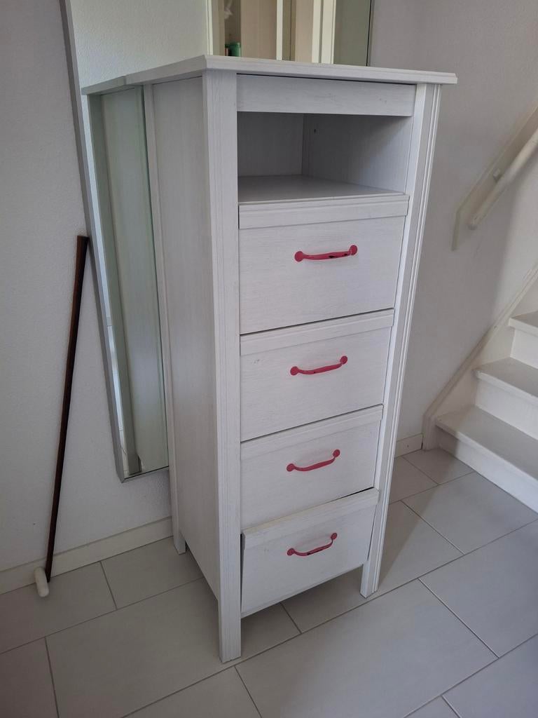 Hoge ladenkast ikea brusali, Ophalen, Gebruikt, 100 tot 150 cm, 50 tot 100 cm