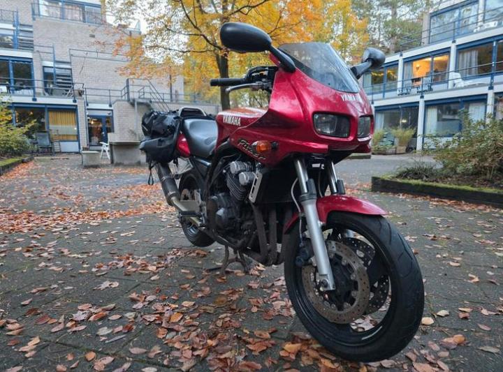Yamaha FZS6 Fazer 600 - 1998, Motoren, Motoren | Yamaha, 4 cilinders, Motorrijbewijs A, Meer dan 35 kW, 600 cc