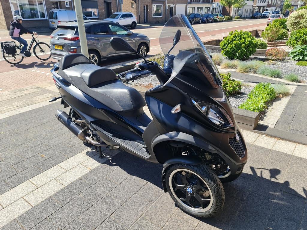 Te koop mp3 Piaggio 500LT sport, Scooter, Sportuitlaat, Particulier, Automaat