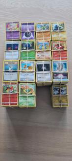 3600 pokemonkaarten 1995 - 2023, Hobby en Vrije tijd, Verzamelkaartspellen | Pokémon, Ophalen of Verzenden, Zo goed als nieuw