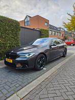 BMW 535i M-Sport | Vol opties | Head-up | Harman Kardon, Auto's, BMW, Automaat, Leder, Bedrijf, 100 €/maand