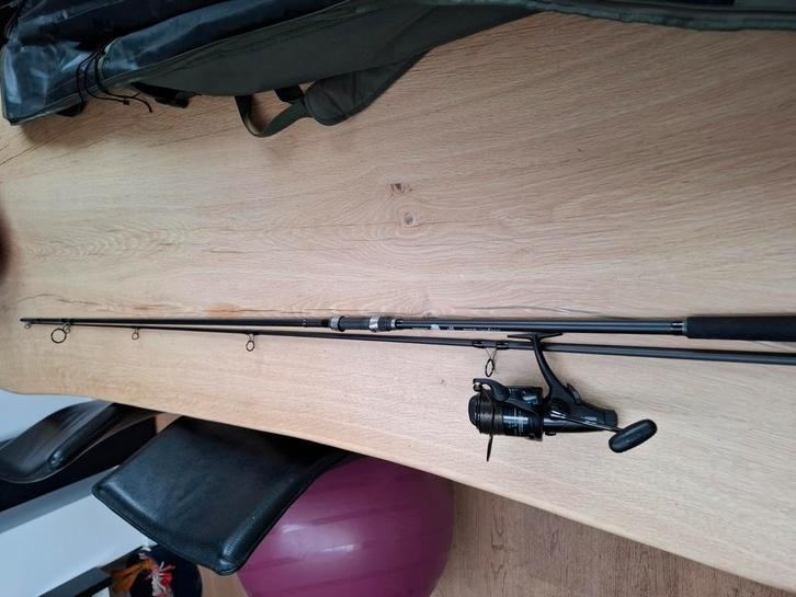 12 ft karper hengel + fox molen, Watersport en Boten, Hengelsport | Karpervissen, Zo goed als nieuw, Complete set, Ophalen