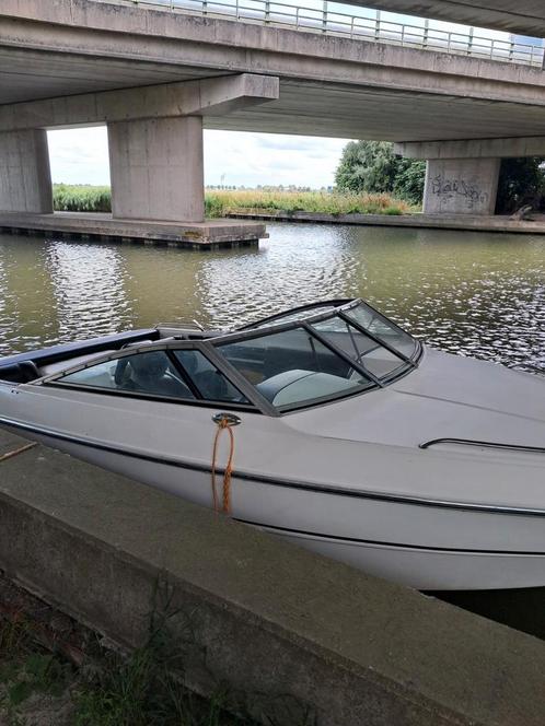 Te koop Speedboot met 135pk inboard en trailer, Watersport en Boten, Speedboten, Gebruikt, 3 tot 6 meter, Benzine, 120 tot 200 pk