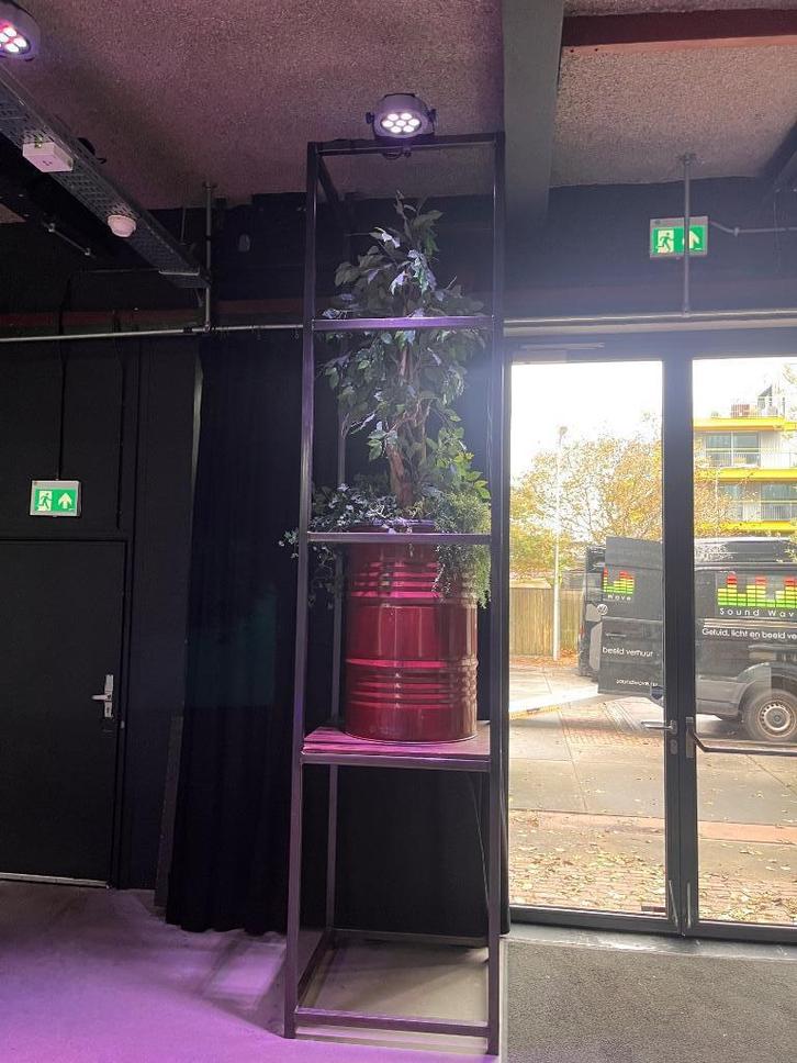 Industriële stellingen, Huis en Inrichting, Overige Huis en Inrichting, Zo goed als nieuw, Ophalen