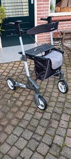 Rollator Topro Troja 5G Zilver maat M met Rugsteun, Ophalen, Opvouwbaar, Zo goed als nieuw