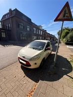 KATIE de Ford Ka 1.2 69pk 2012 Wit, Auto's, Voorwielaandrijving, 1242 cc, 4 cilinders, 4 stoelen
