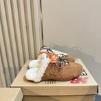 New Balance X Miu Miu 530 SL faded suede mules dames, Kleding | Dames, Schoenen, Ophalen of Verzenden, Nieuw, Sneakers of Gympen