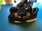 Nike Air Jordan 4 Retro ‘Thunder’  DH6927-017 (maat 42), Zwart, Ophalen of Verzenden, Nike Air Jordan, Sneakers of Gympen