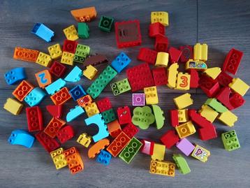 90 Losse Duplo blokjes en een raam beschikbaar voor biedingen