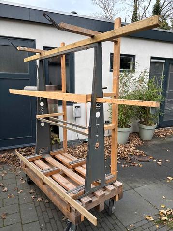 Verrijdbaar opslagrek, bok, voor hout, glas & staal beschikbaar voor biedingen