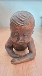 Atelier Pierre A.P. 170 beeld – kruipende baby – Belgisch vi, Antiek en Kunst, Kunst | Beelden en Houtsnijwerken, Ophalen