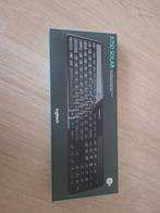 Logitech K750 Frans - Nieuw in Doos!, Computers en Software, Multimediatoetsen, Logitech, Ophalen of Verzenden, Draadloos