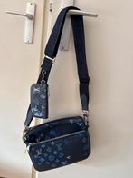 Louis Vuitton Heren trio Messenger Monogram Ink Watercolor B, Ophalen, Zo goed als nieuw, Blauw, Handtas