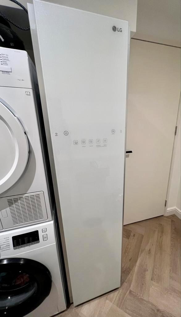LG Styler S3WERB stoomkast wit, Witgoed en Apparatuur, Stoomapparaten, Gebruikt, Kledingstomer, Ophalen