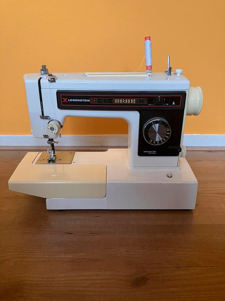 Naaimachine Lewenstein gebruikt, Hobby en Vrije tijd, Naaimachines en Toebehoren, Gebruikt, Naaimachine, Lewenstein, Ophalen