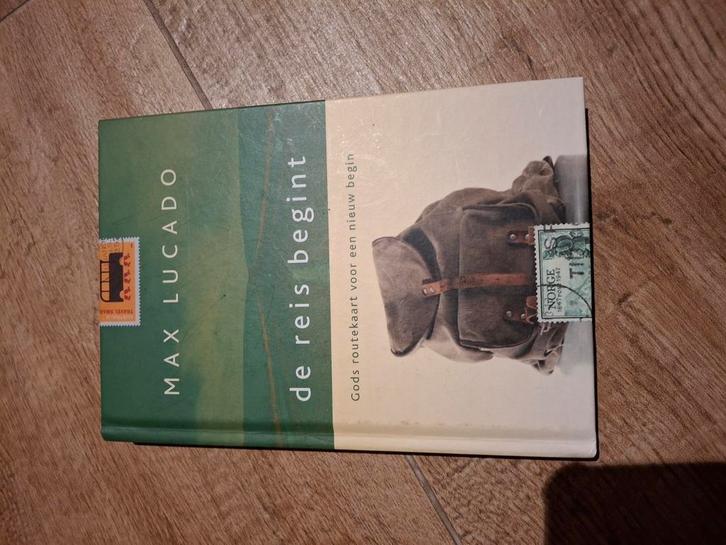 Max Lucado - De reis begint, Boeken, Godsdienst en Theologie, Zo goed als nieuw, Ophalen of Verzenden
