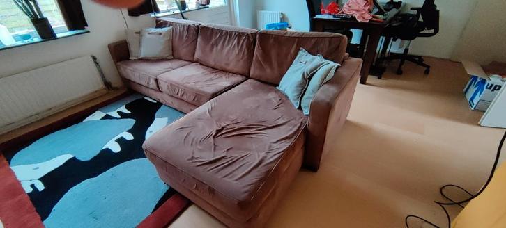 Suede driezitsbank met chaise longue, Huis en Inrichting, Banken | Sofa's en Chaises Longues, Zo goed als nieuw, Vierpersoons of meer