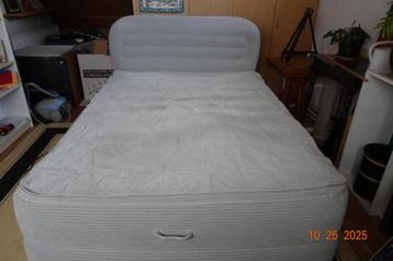 luchtbed beschikbaar voor biedingen