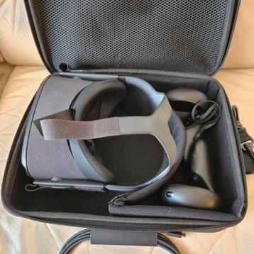 Oculus Quest VR-bril met Koffer beschikbaar voor biedingen