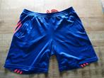 Adidas korte broek kleur blauw met rits in de zak M/L, Kleding | Heren, Ophalen of Verzenden, Gedragen, Blauw