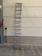 Aluminium Schuifladder 2 x 12 treden Excelsior lichtgewicht, Doe-het-zelf en Verbouw, Ladders en Trappen, Ophalen, Zo goed als nieuw