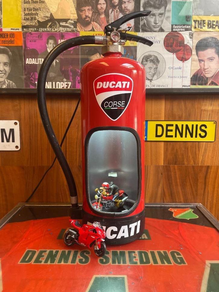 Ducati decoratieve brandblusser mancave, Huis en Inrichting, Lampen | Losse lampen, Nieuw, Led-lamp, Minder dan 30 watt, E14 (klein)