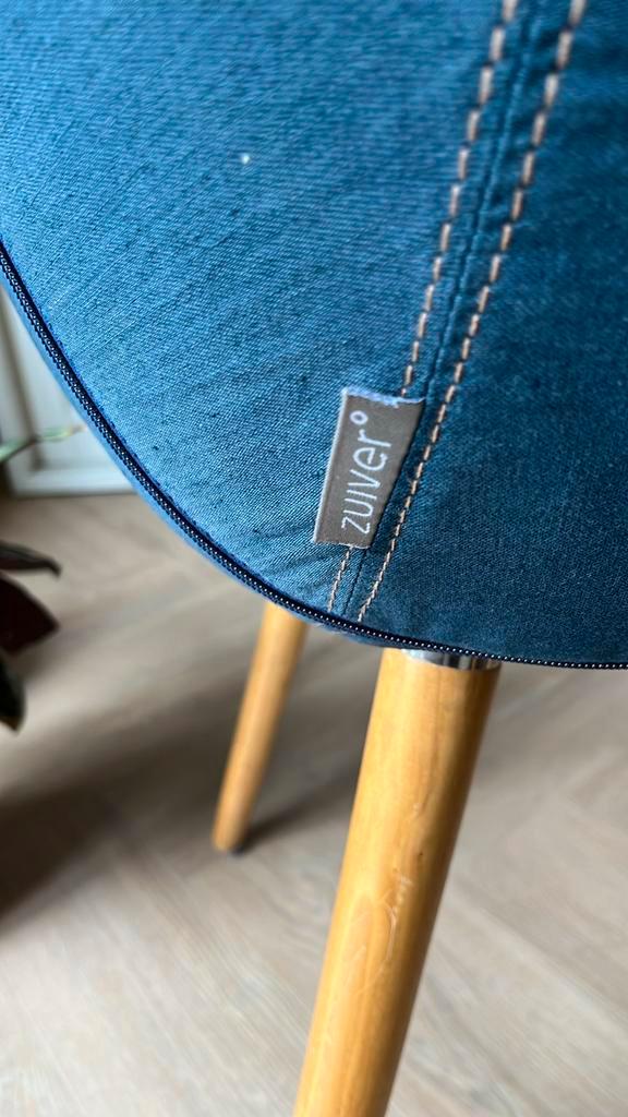 4 Zuiver eetkamerstoelen - Eiken poten, Huis en Inrichting, Stoelen, Gebruikt, Vier, Hout, Blauw, Ophalen