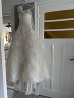 Trouwjurk met lange bijpassende sluier, Kleding | Dames, Trouwkleding en Trouwaccessoires, Ophalen, Trouwjurk, Wit, Pronovias